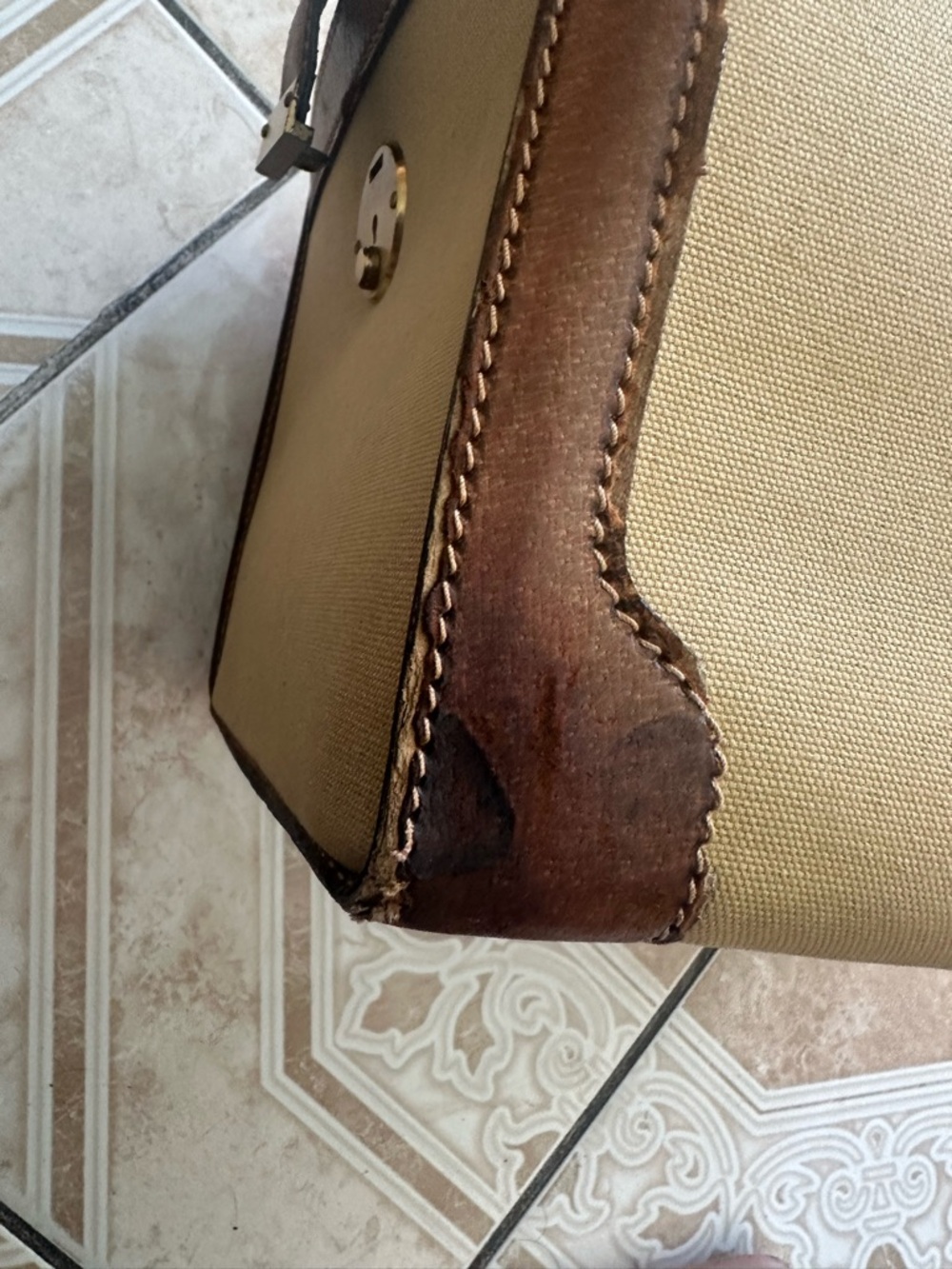 GUCCI Vintage1970s Doctor travel bag Cream Canvas and Tan Leather Top-Handle - Picture 13 of 15